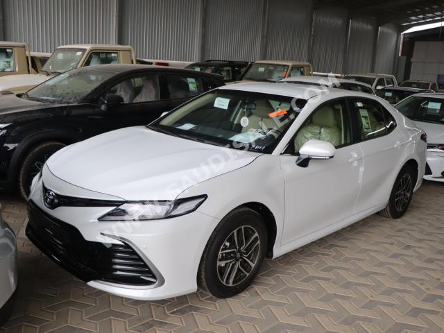 2023 تويوتا كامري ال اي