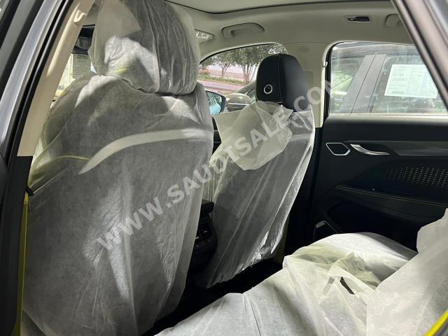 2023 جيلي توجيلا