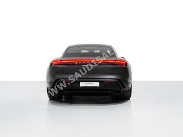 2023 بورش تايكان 4إس