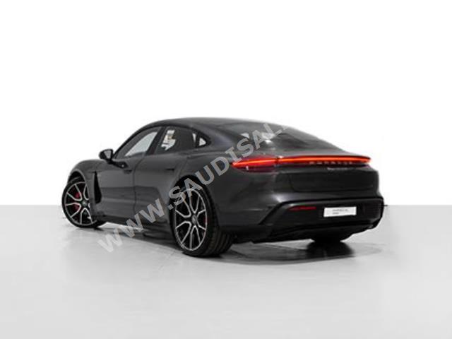 2023 بورش تايكان 4إس