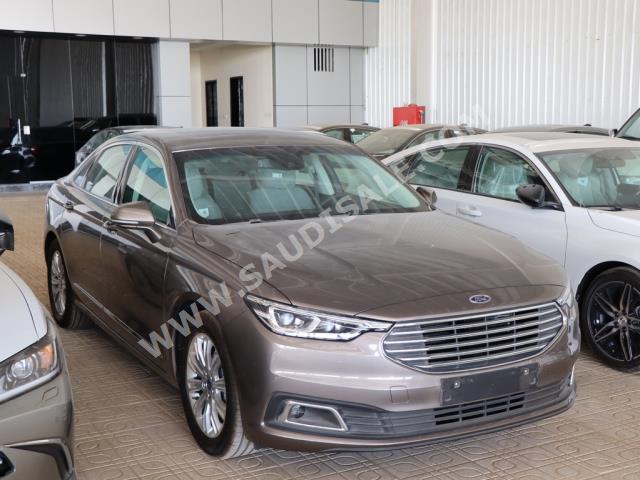 2022 Ford Taurus