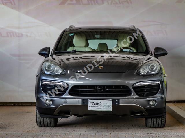 2012 بورش كايين اس