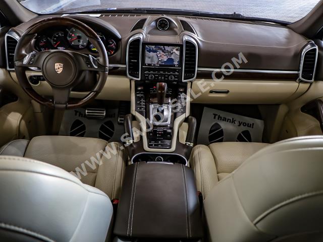 2012 بورش كايين اس