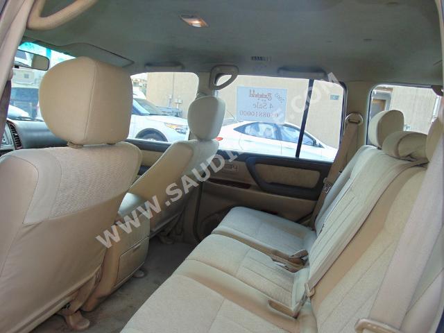 2003 Toyota Land Cruiser GXR