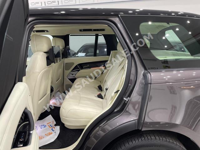 2023 لاند روفر رينج روفر اتش اس اي