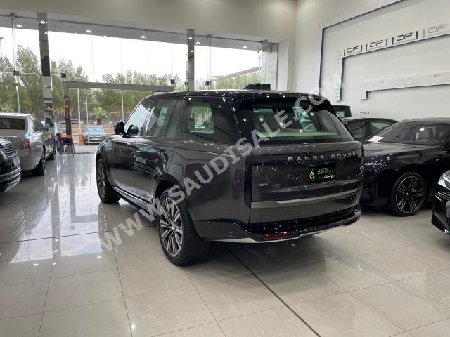 2023 لاند روفر رينج روفر اتش اس اي