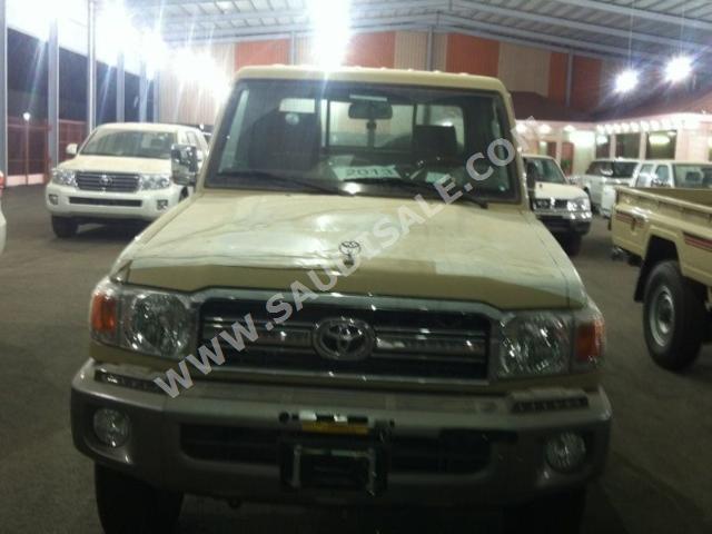 2013 Toyota Land Cruiser LX