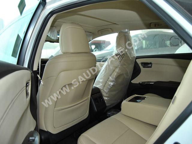 2013 Toyota Avalon Limited