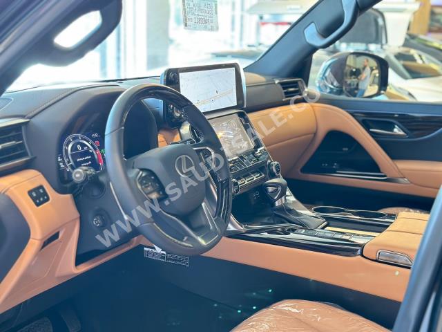 2023 Lexus LX 600