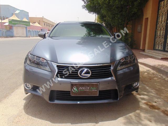 2014 لكزس جي إس 450إتش