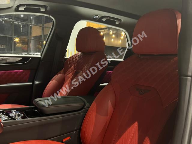 2021 Bentley Bentayga
