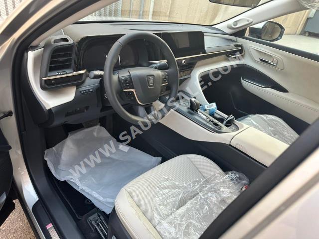 2023 تويوتا كراون بريميوم