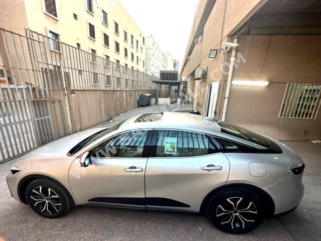 2023 تويوتا كراون بريميوم