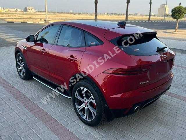 2020 جاكوار اي-بيس