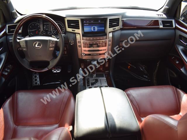 2014 Lexus LX 570 S