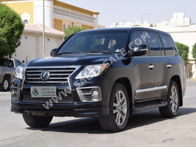 2014 Lexus LX 570 S