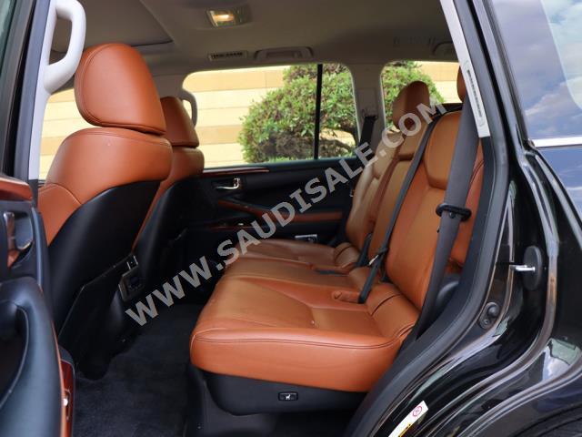 2012 Lexus LX 570