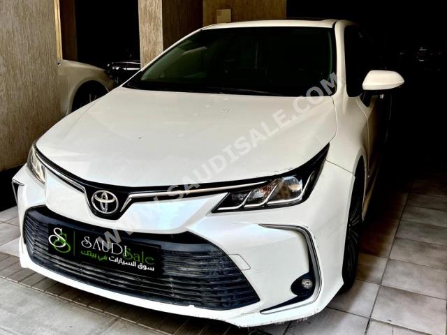 2021 تويوتا كورولا