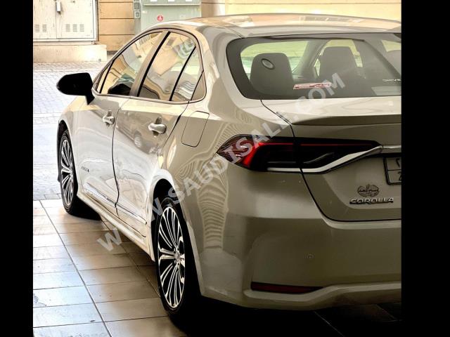 2021 تويوتا كورولا