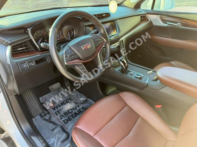 2020 كاديلاك اكس تي 5