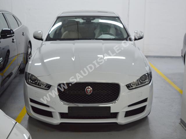 2016 Jaguar XE