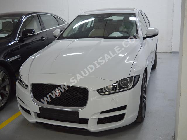 2016 Jaguar XE