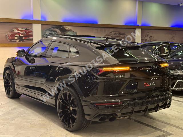 2019 لمبرجيني اوروس