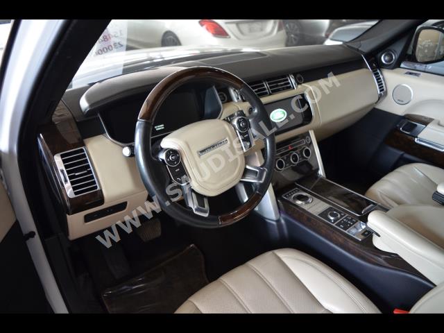 2017 لاند روفر رينج روفر فوج ان اي