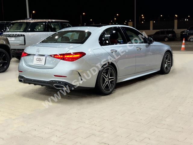 2022 مرسيدس - بنز سي 200