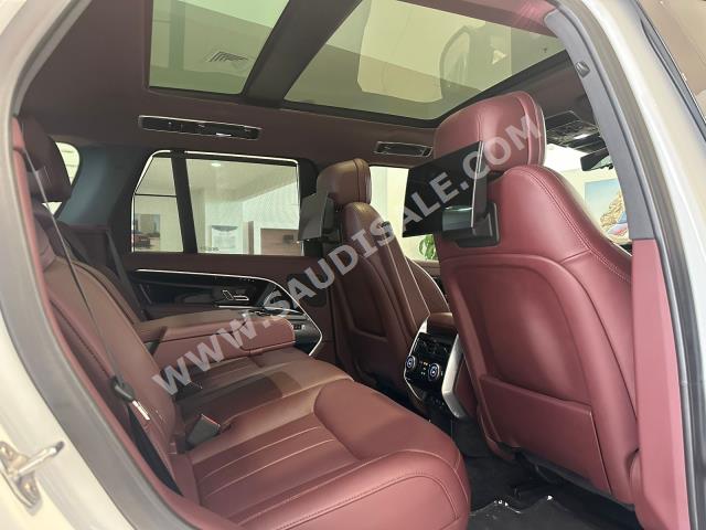 2023 لاند روفر رينج روفر اتش اس اي