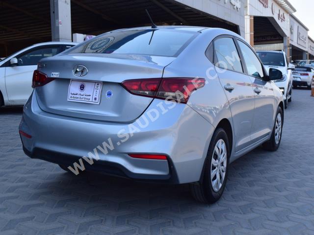 2020 هيونداي اكسنت