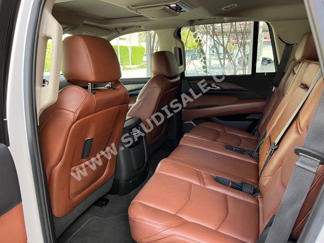 2020 Cadillac Escalade Premium