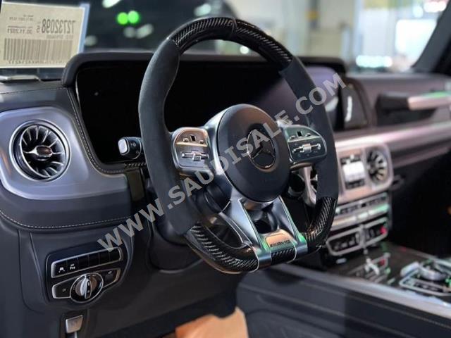 2022 مرسيدس - بنز جي 63 أي إم جي