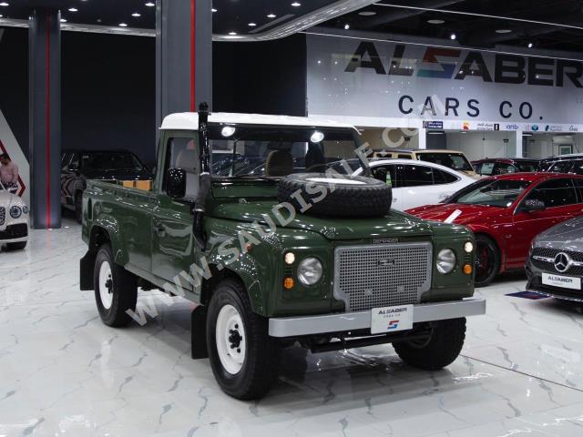 2000 Land Rover Defender