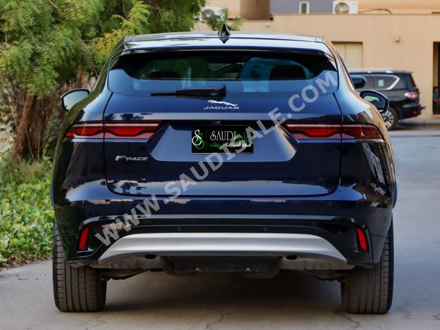 2021 جاكوار اف-بيس