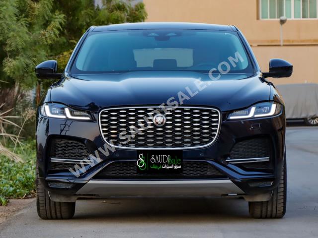 2021 جاكوار اف-بيس