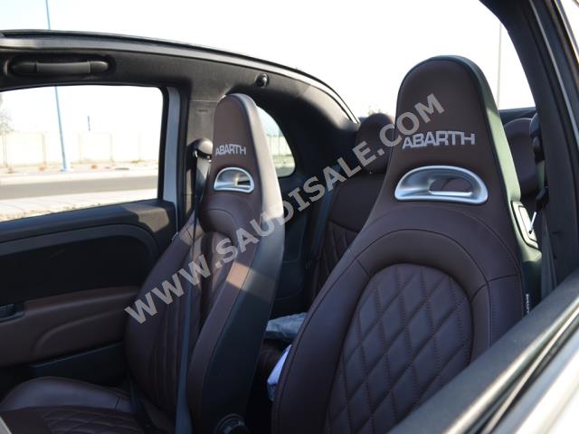 2022 فيات ابارث 595 كومبيتزيون