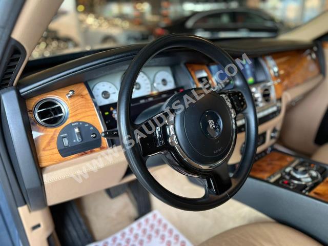 2011 رولز رويس قوست