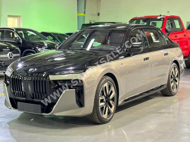 2023 بي ام دبليو الفئة السابعة 760 إل أي