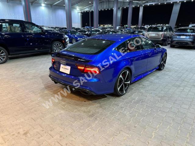 2016 اودي ار اس 7