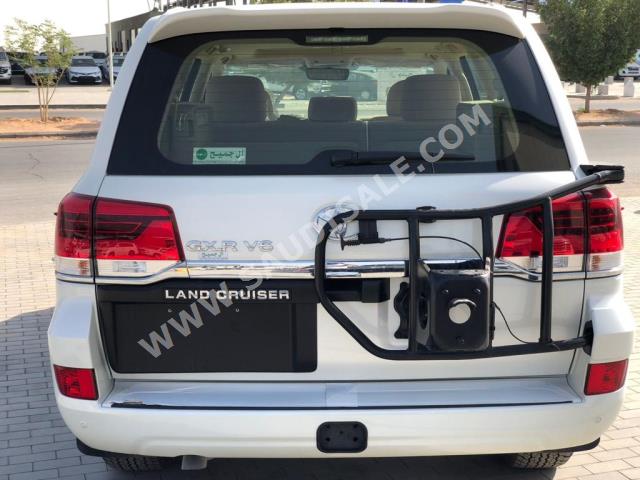 2020 Toyota Land Cruiser GX