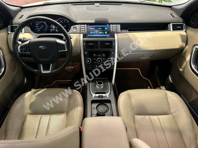 2015 لاند روفر ديسكفري سبورت