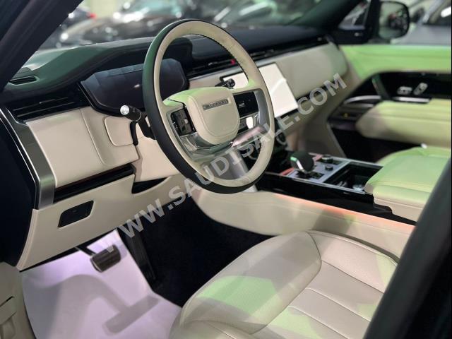 2023 لاند روفر رينج روفر فوج اتش اس اي