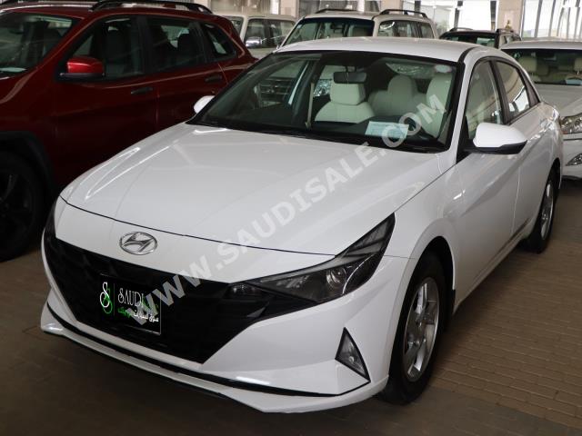 2021 هيونداي النترا