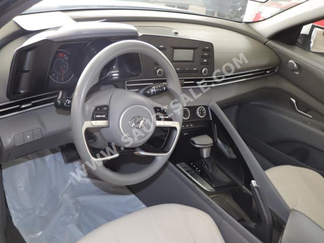 2021 هيونداي النترا