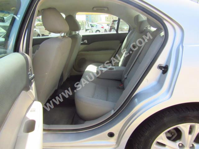 2012 فورد فيوجن