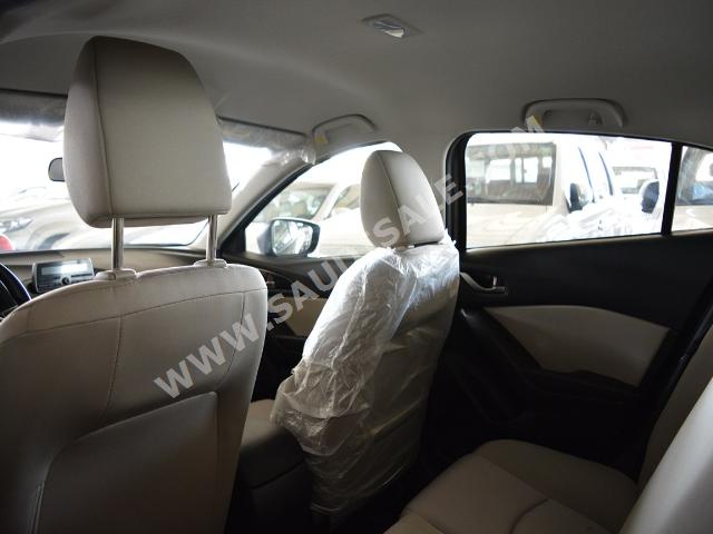 2015 مازدا مازدا 3