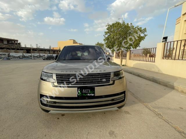 2022 لاند روفر رينج روفر اتش اس اي