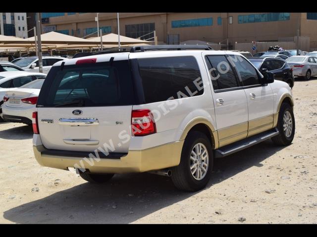 2013 فورد اكسبيديشن اكس ال تي