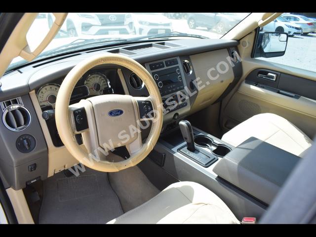 2013 فورد اكسبيديشن اكس ال تي